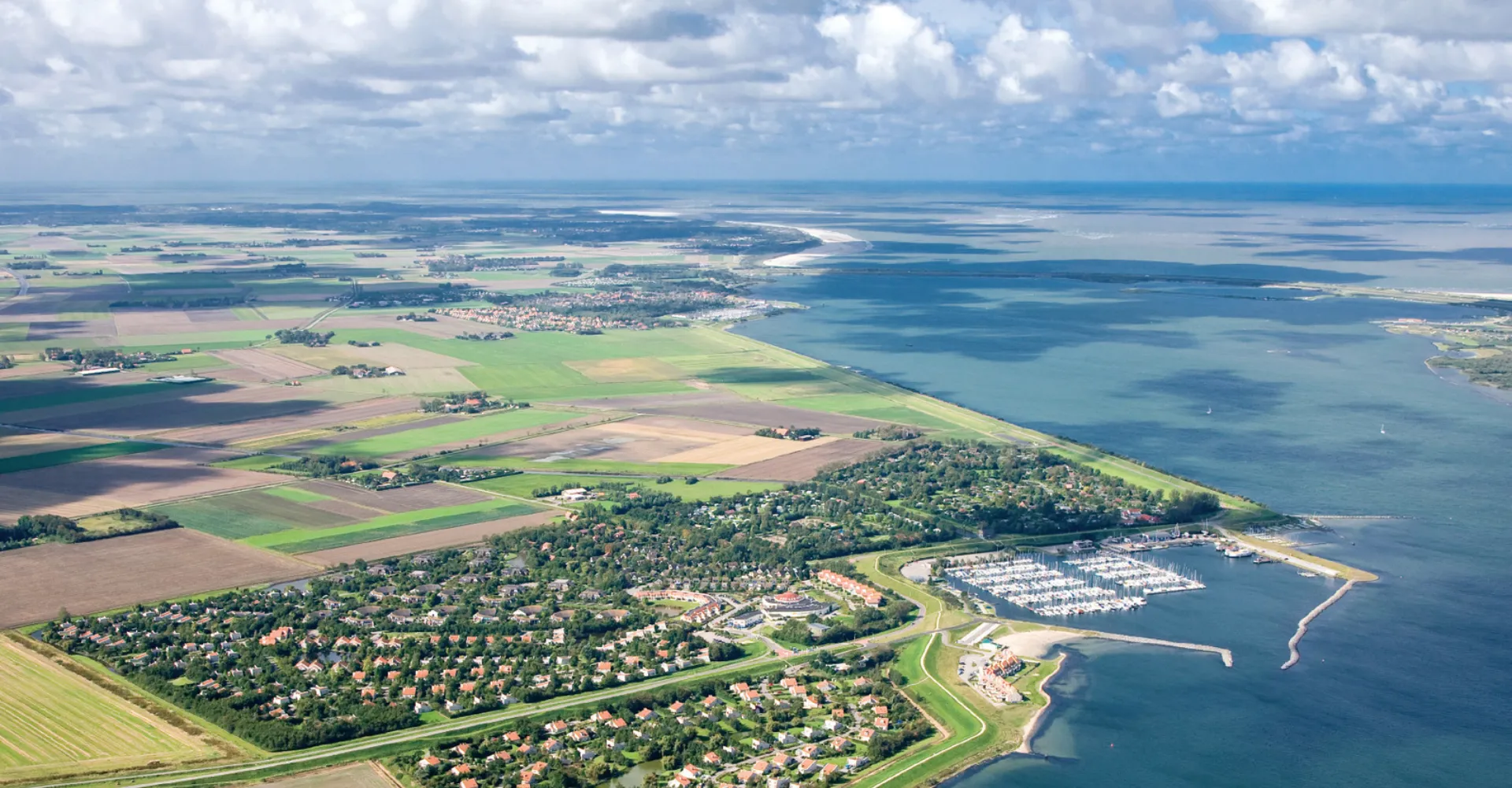 Luchtfoto Den Osse